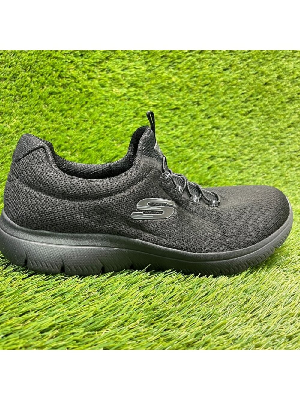 Skechers Summits-Summer Blush Womens Size 8.5D Black Athletic Shoes Sneakers